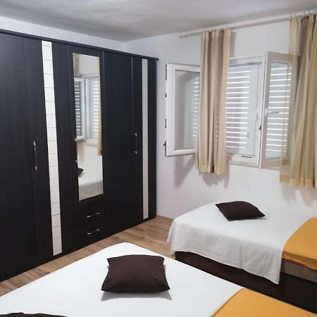Apartment Slavica Trogir Eksteriør billede